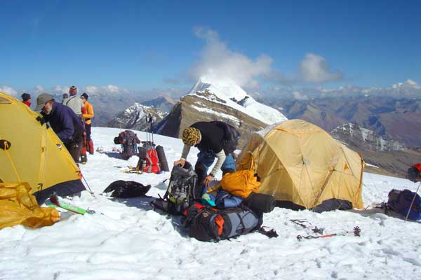 Putha Hinchuli Expedition  South Route